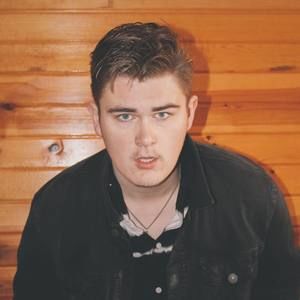 Meet your Posher, Devin